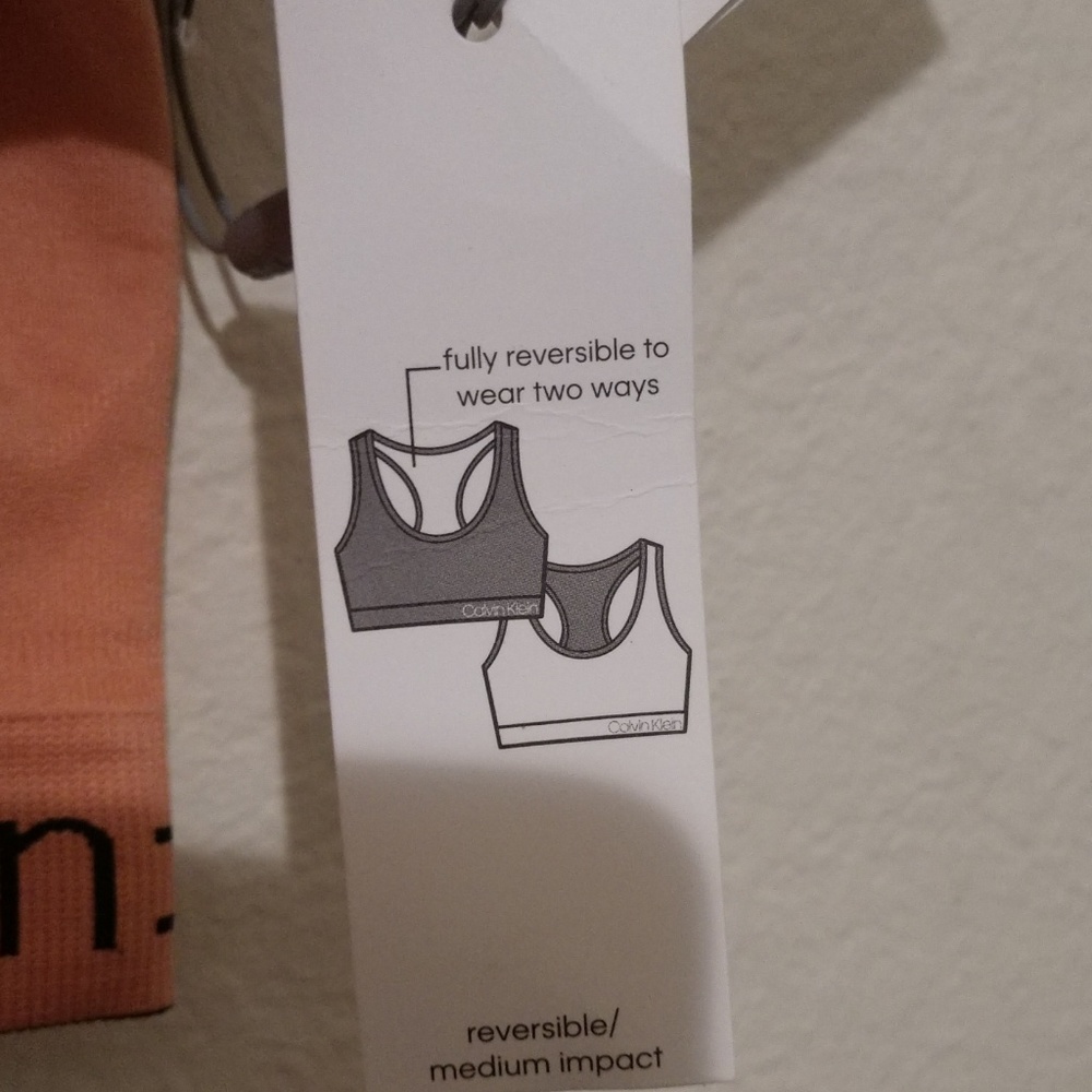 Sports bra - Picture 4 of 7